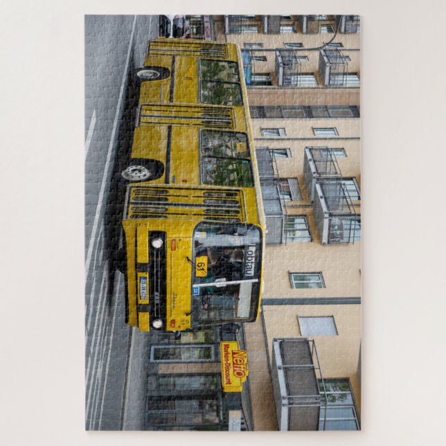 Ikarus 260 bus jigsaw puzzle (Vertical)