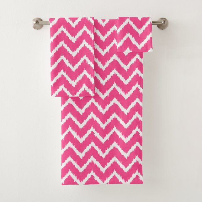 Ikat Chevrons - Profond fuchsia rose et blanc (En situation)