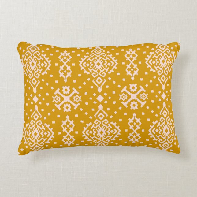 Ikat folklore ornament - ethnic texture. accent pillow (Front)