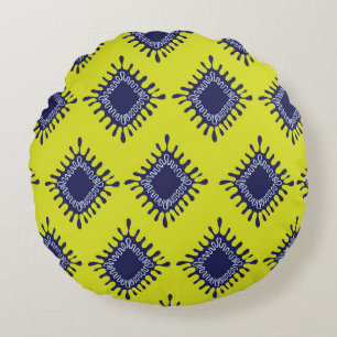 Ikat Tribal: Stylish Modern Pattern. Round Pillow