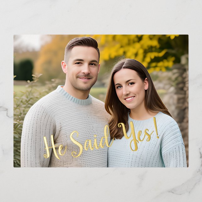 'Il A Dit Oui' Carte postale Faire-part fiançaille (Recto)
