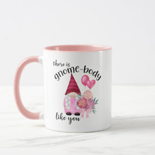 Il y a un corps de gnome comme une tasse