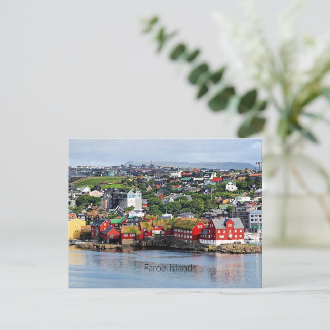 Iles Féroé, vue panoramique sur Torshavn, carte (Debout devant)