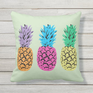 Illustrated Pineapples background Throw Pillow