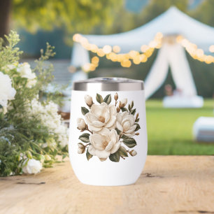 Illustration de magnolia blanche brodée en faux 3D