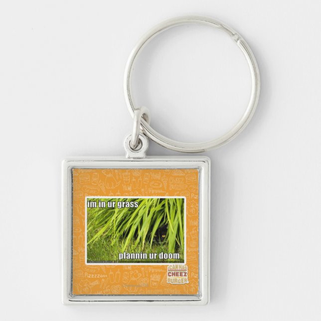 im in ur grass keychain (Front)