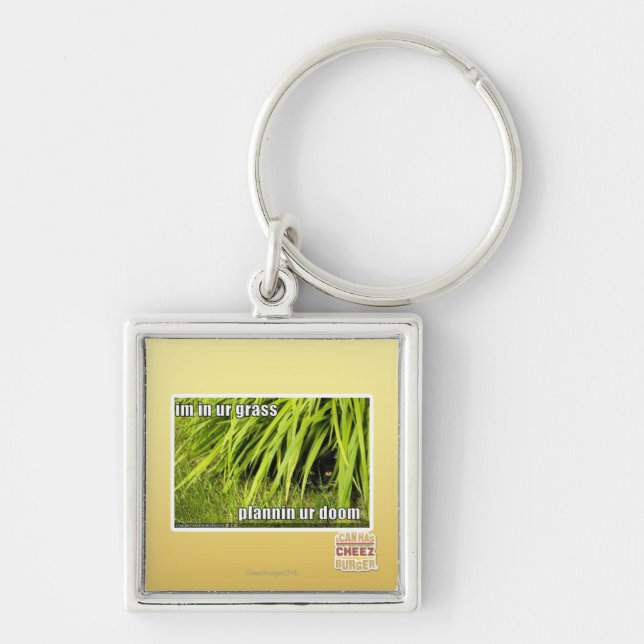 im in ur grass keychain (Front)