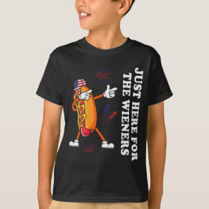 I'm Just Here For The Wieners Funny 4th Of July T-Shirt