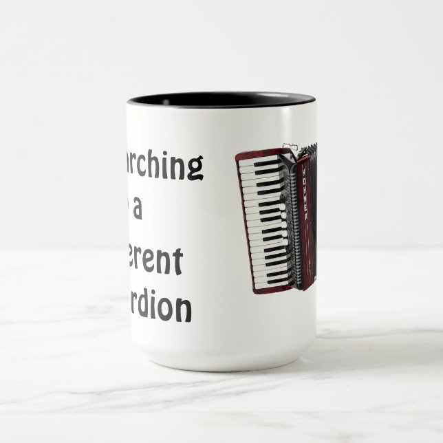 I'm marching to mug (Center)