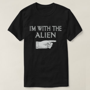 I'm With The Alien Matching Halloween Costume T-Shirt