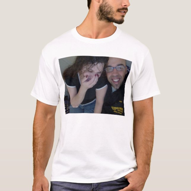 Immigration couples in love T-Shirt (Front)