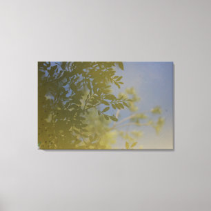impression de feuille sur toile de fond d'eau