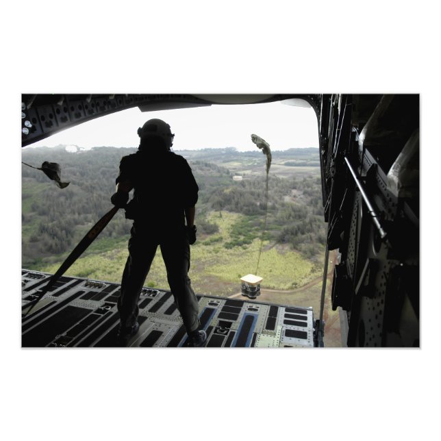 Impression Photo Airman regarde une chute d'entraînement (Devant)