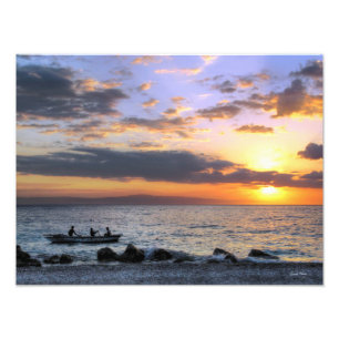 Impression Photo Bateau à rames et coucher du soleil sur l'océan