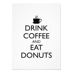 IMPRESSION PHOTO BOIRE DU CAFÉ ET MANGER DES DONUTS