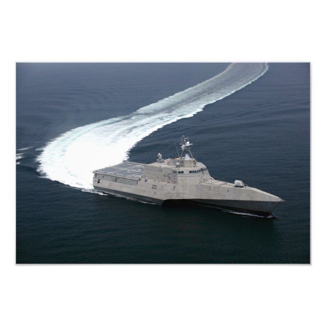 Impression Photo Indépendance des navires de combat dans le golfe d (Devant)