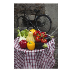 Impression Photo Italie, province de Brescia, Gargnano. Table avec