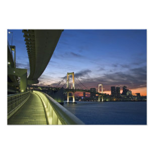 Impression Photo Japon. Tokyo. Pont Arc-en-ciel dans la baie de Tok