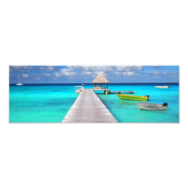 Impression Photo Jetty avec des bateaux dans un lagon tropical (Devant)