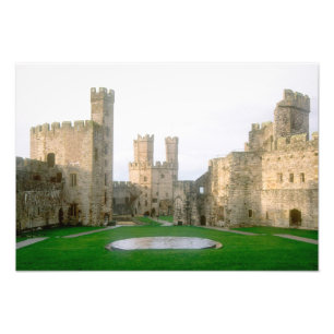 Impression Photo Le Pays de Galles, le château de Caernarfon, l'un
