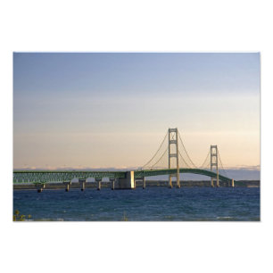 Impression Photo Le pont Mackinac qui s'étend sur le détroit de 2