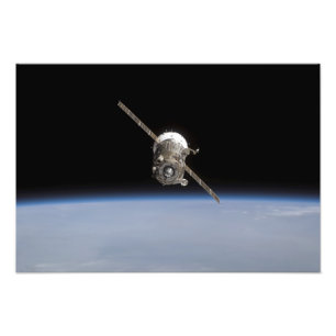 Impression Photo Le vaisseau spatial de Soyuz TMA-11 au-dessus du