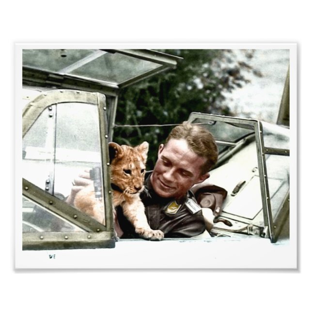 Impression Photo Luftwaffe Ace Franz von Werra et Simba (Devant)