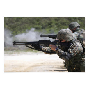 Impression Photo Marines tirant des fusils de chasse