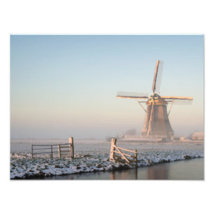 Impression Photo Moulin à vent dans un paysage hivernal