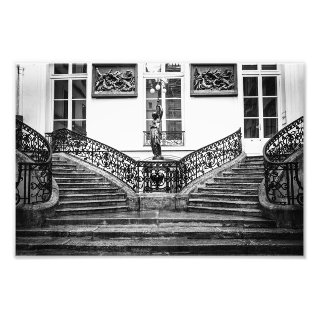 Impression Photo Paris Courtyard and Stairs - Noir et Blanc (Devant)