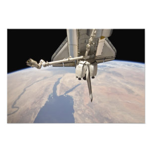 Impression Photo Partie arrière de la navette spatiale ancrée