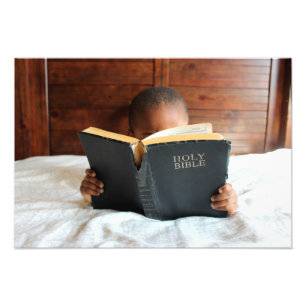 Impression Photo Petit lecteur de la Sainte Bible