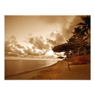 Impression Photo Sepia Toned Beach Scene
