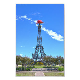 Impression Photo Tour Eiffel portant un chapeau de cowboy rouge, Pa