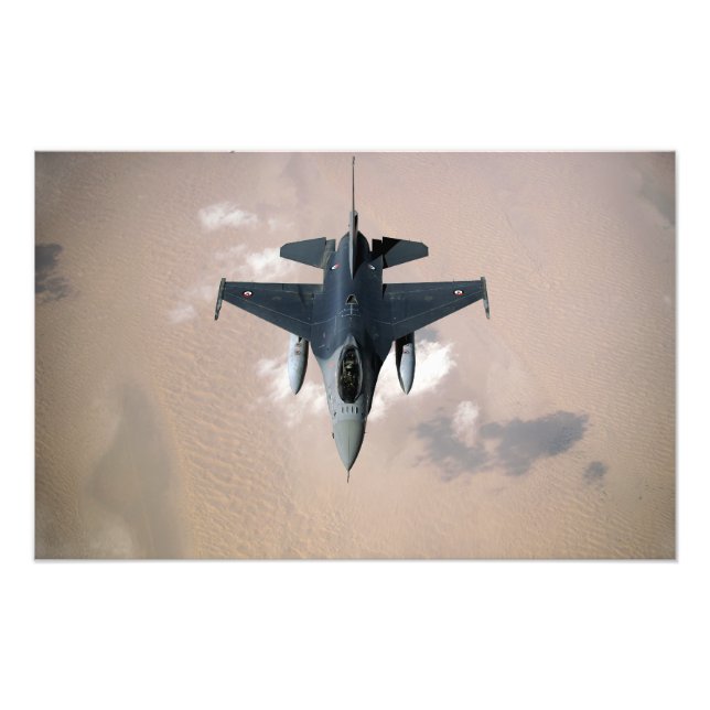 Impression Photo Un F-16 émirati (Devant)