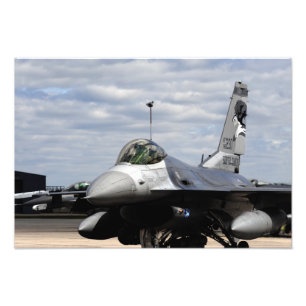 Impression Photo Un faucon F-16 de combat