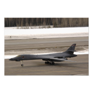 Impression Photo Un Lancer B-1B effectue une touche et va