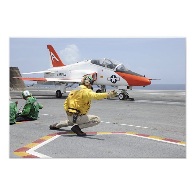 Impression Photo Un tireur à bord du porte-avions (Devant)