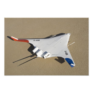 Impression Photo X-48B Corps à aile mixte véhicule aérien sans pilo