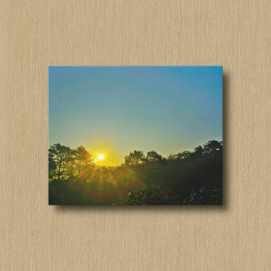 Impression sur toile Le Soleil sur un horizon mont