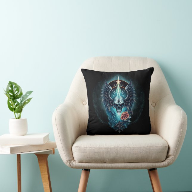 Impressive, realistic skull,  throw pillow (Chair)