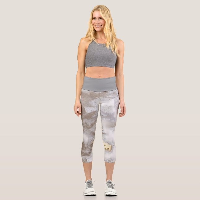 imprinted leaves capri leggings (Front)