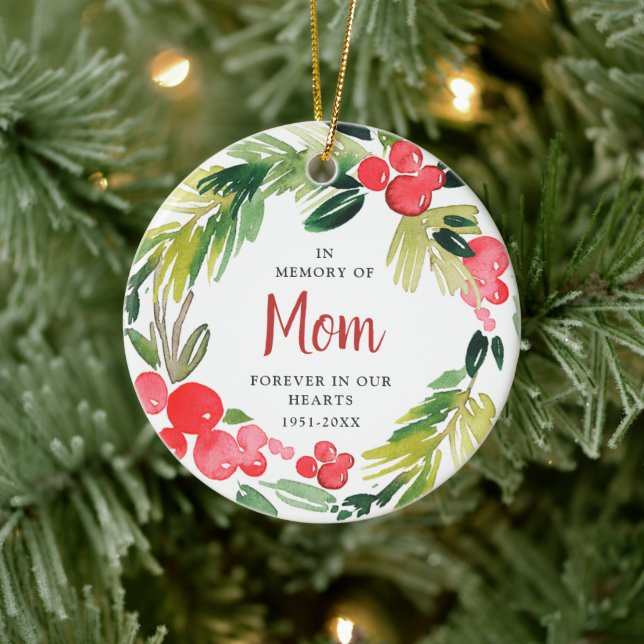 In Memory Of Mom Personalized Memorial Wreath Ceramic Ornament (Tree)