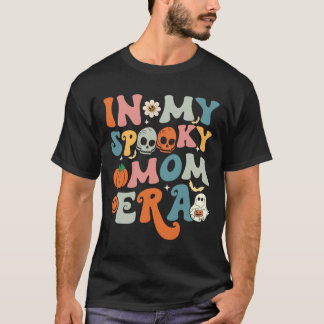 In My Spooky Mom Era Funny Halloween Women Groovy  T-Shirt