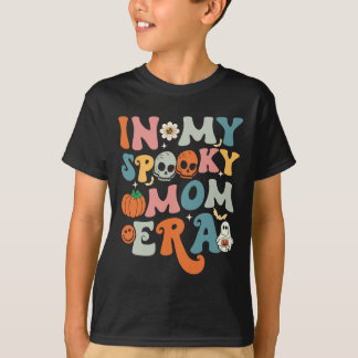 In My Spooky Mom Era Funny Halloween Women Groovy  T-Shirt