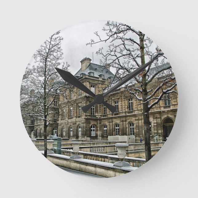 In Paris Round Clock (Front)