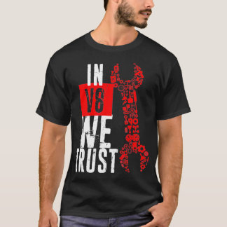 In V8 We Trust Funny distressed Mechanic Dad T-Shirt