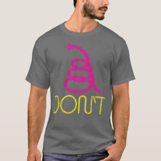 In Vogue Modern Distressed 80s colours Minimalist  T-Shirt