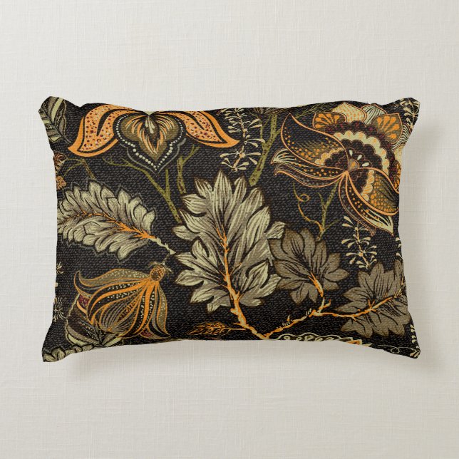 Indian floral paisley, seamless ethnic pattern. accent pillow (Front)