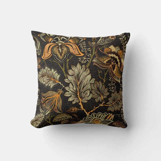 Indian floral paisley, seamless ethnic pattern. throw pillow (Front)